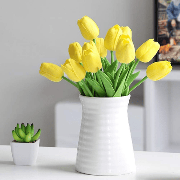 18PCS Artificial Yellow Tulips