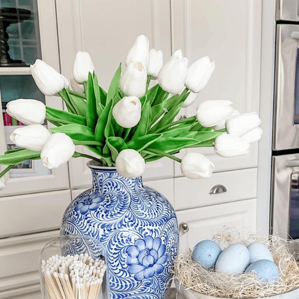 White Tulips Artificial Flowers 18Pcs Faux PU Real Touch Tulip Bouquet